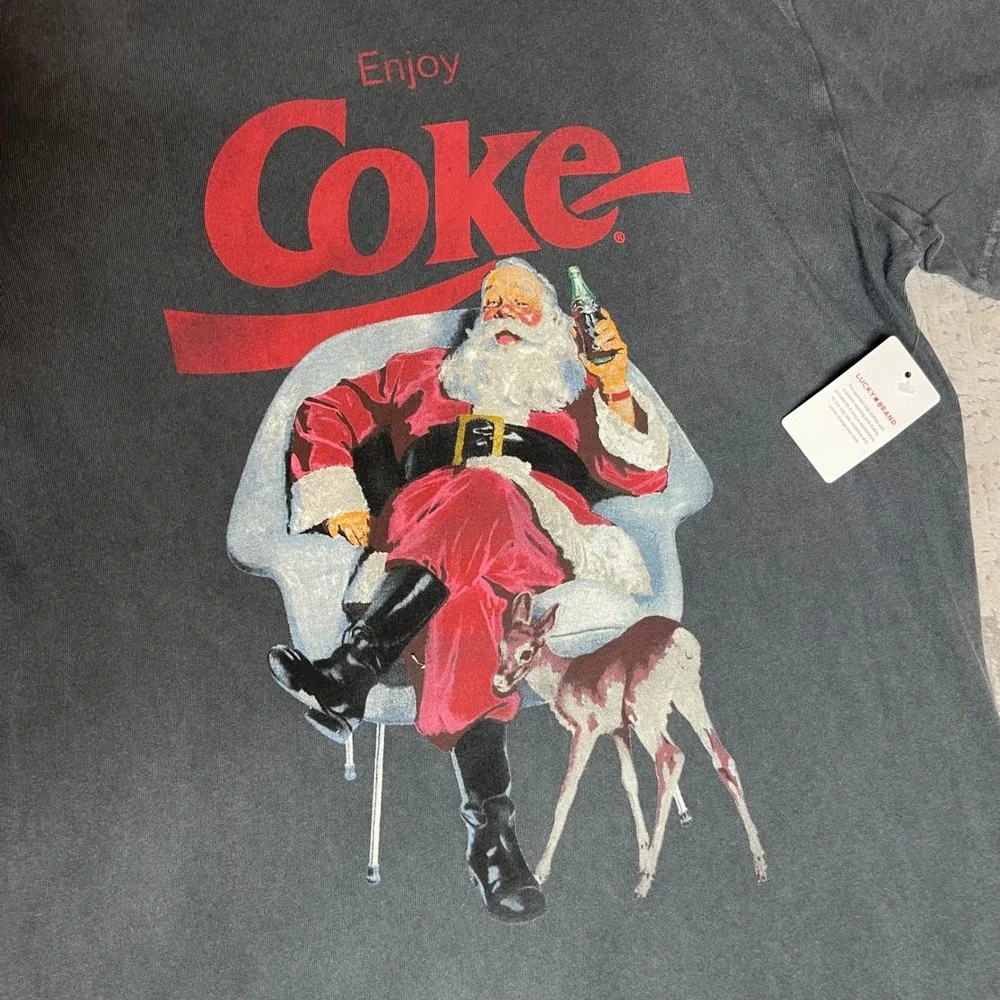 NEW Lucky Brand Coca-Cola Santa Claus Christmas Charcoal Graphic T-Shirt Mens‎ L